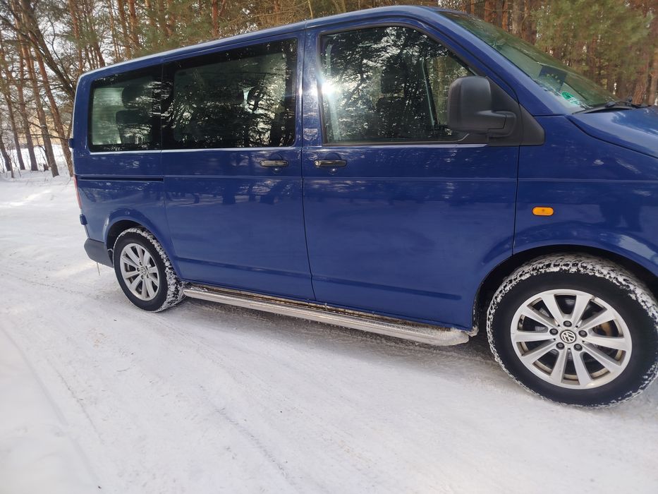 Volkswagen T5 1.9дизель 2006рік 9-місць