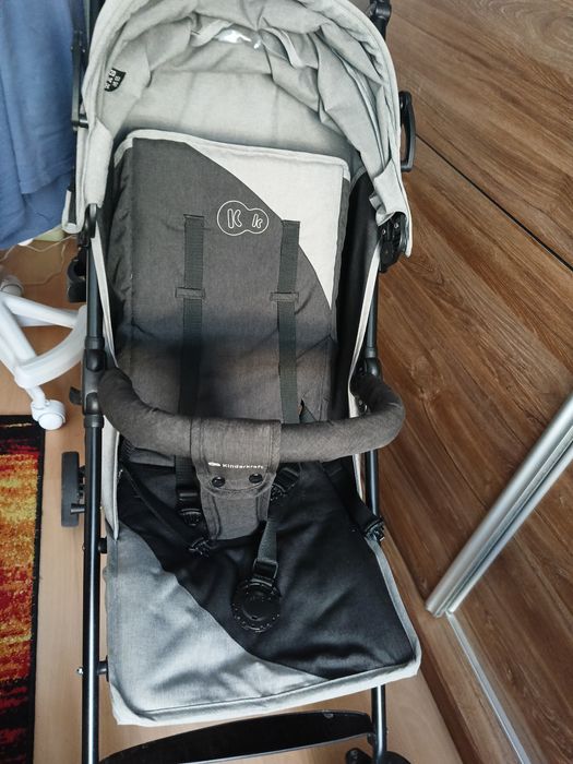 Lekki wózek spacerówka kinderkraft