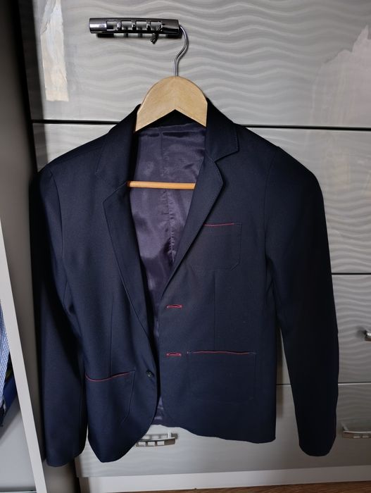 Sprzedam marynarkę dla chłopca