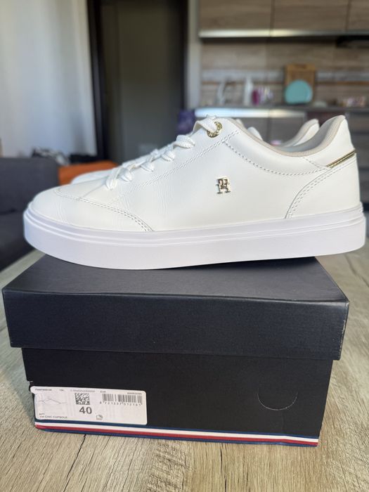 Взуття жіноче Tommy Hilfiger Chic Cupsole ecru