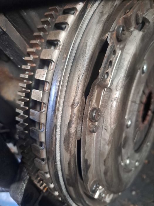 Bimassa  embreagem megane 2. k9k732 105cv