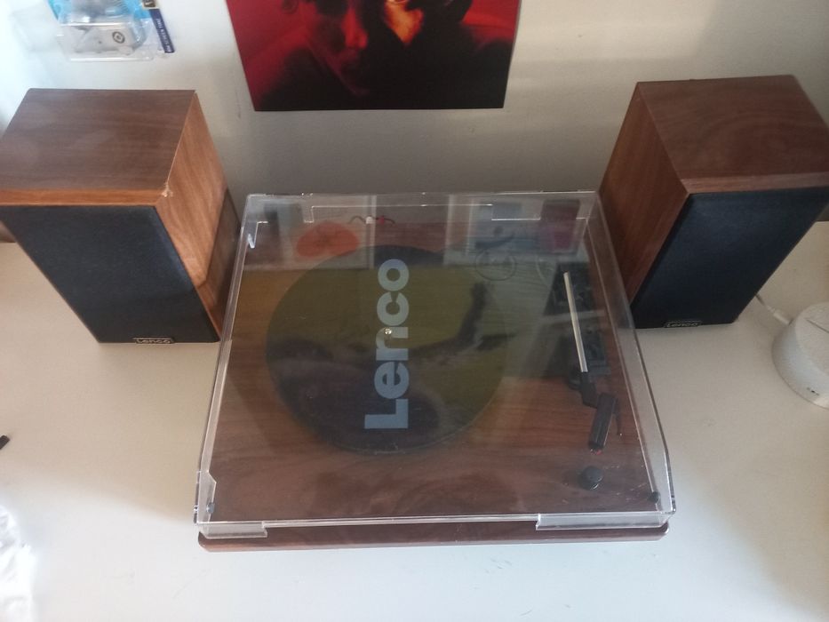 Gramofon lenco LS-100