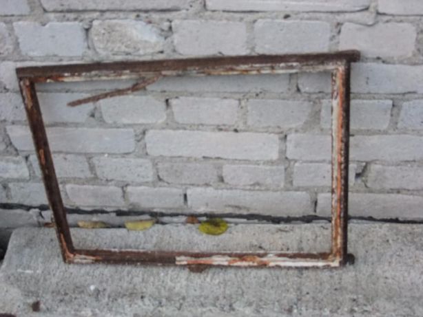 Okno metalowe łukowe