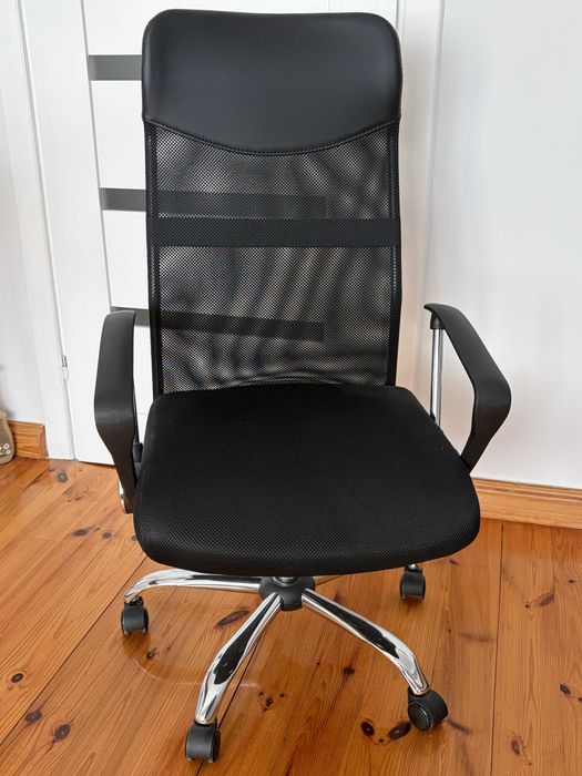 Krzesło biurowe BILLUM czarny