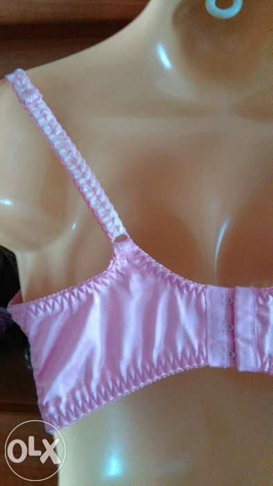 Biustonosz firmy Figura roz 70F
