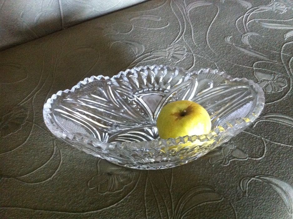 Ваза салатница или конфетница хрусталь