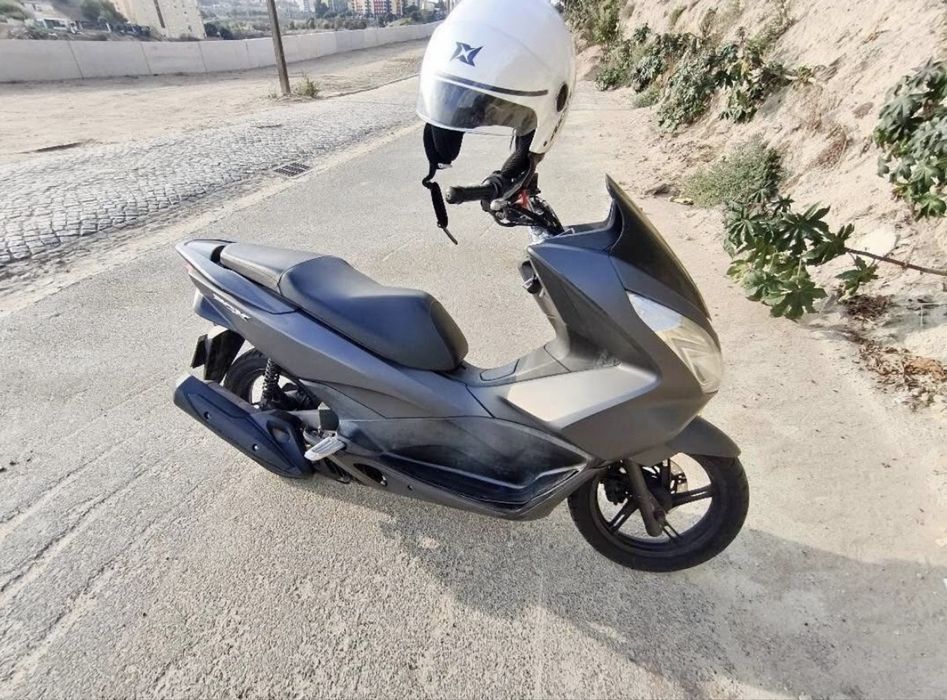 Honda PCX 125 (2016) - Excelente estado - 40.000 km