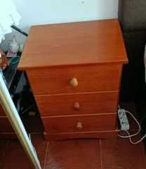 mesa de cabeceira