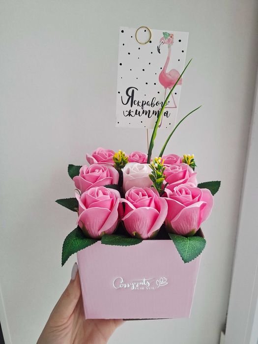 Букети з мильних троянд — ідеальний подарунок