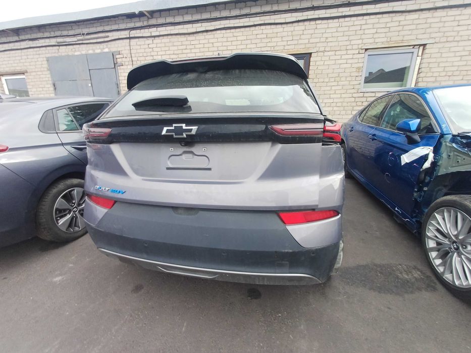 2023 р. Разборка шевроле болт двери Chevrolet bolt разбираем