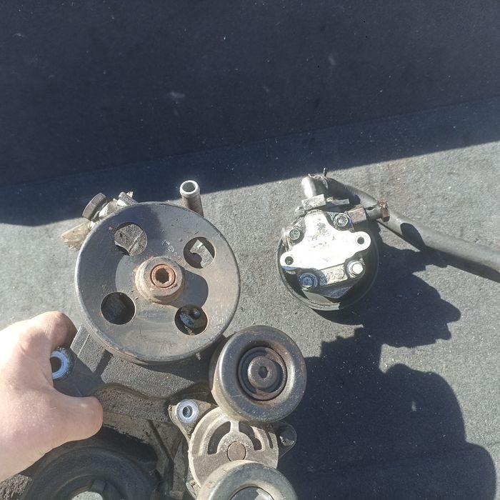 Насос гур 2.0 дизель 04-09 Хюндай туксон huyndai Tucson