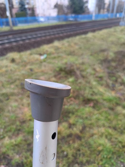 Taboret prysznicowy – Duschstuhl – stabilny, 100 kg

Oferuję taboret p