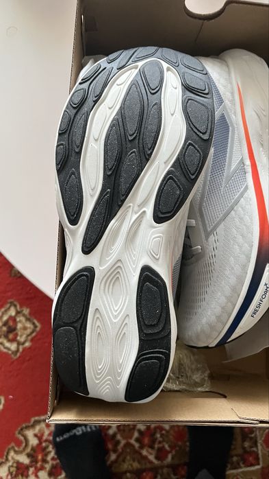 Чоловічі кросівки New Balance Runing. 1080 G 14