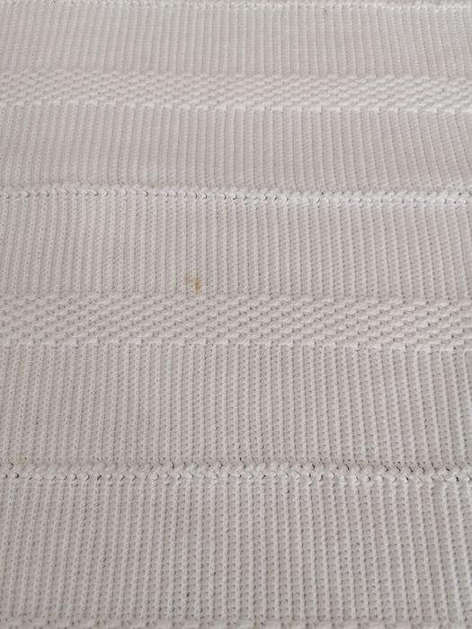 Coberta manual em renda