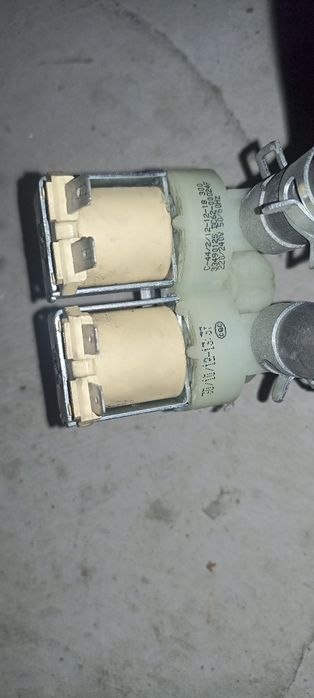 Samsung WF0602WJV tylko części tylko  elektrozawór