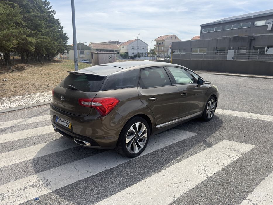 Ds5 2.0hdi hybrid — photo 4