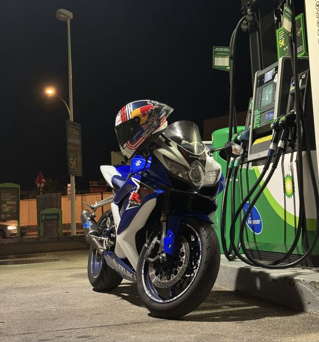 Gsxr 600 k9 com extras
