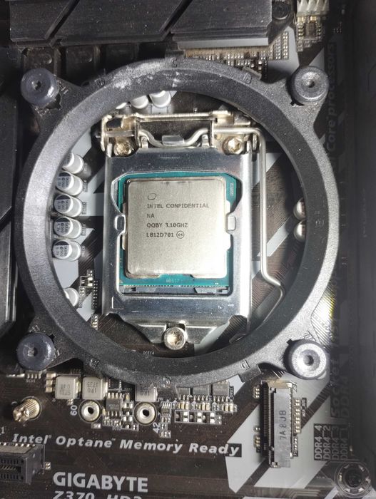 Процесор Intel Core i9-9900K ES (QQBY)