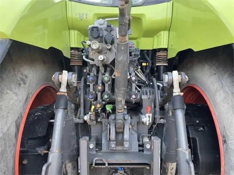 Claas Axion 930 CMATIC CEBIS вживаний