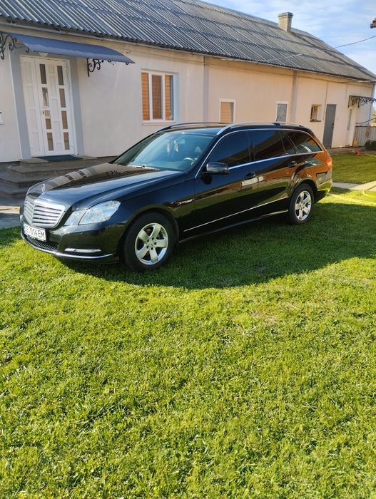 Продаю Мерседес W212