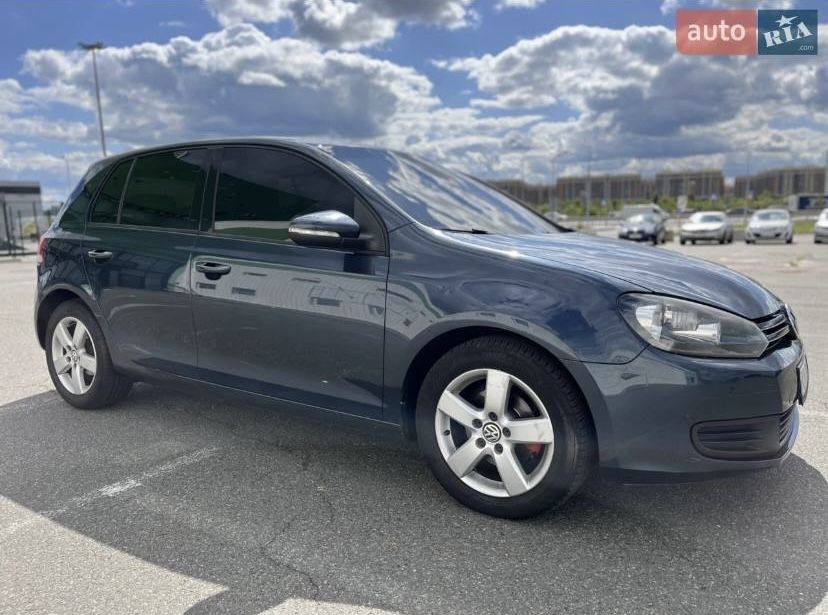 Volkswagen Golf 2010 VIN WVWZZZ1KZBP041465 фото оголошення 2 з 8