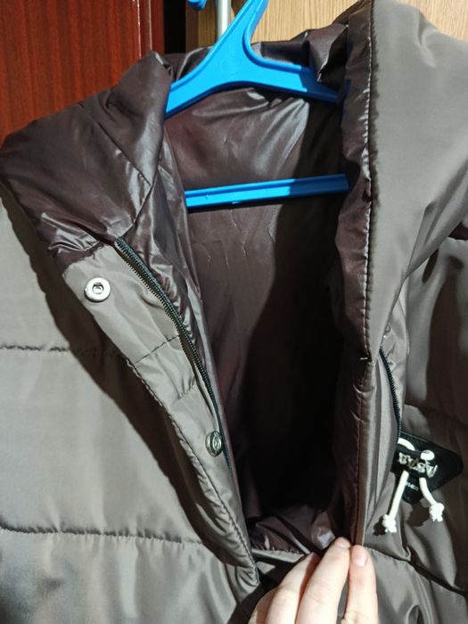 Зимова подовжена куртка,52 рр