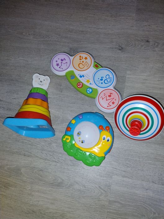 Komplet zabawek dla dziecka