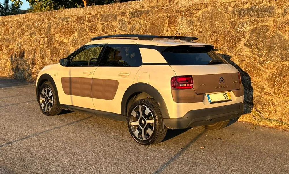 Citroën C4 Cactus 1.6 HDi Shine Auto