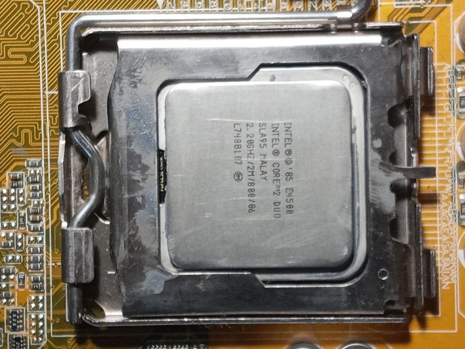 Комплект з материнкою проц.