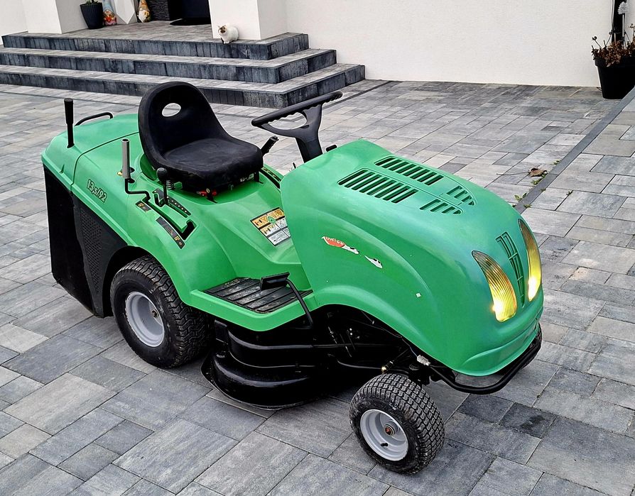 Traktorek kosiarka  Brigs&stratton  13.5 km !  2 noze _ kosz