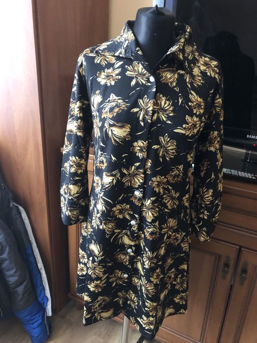 Sukienka rozmiar M guziki