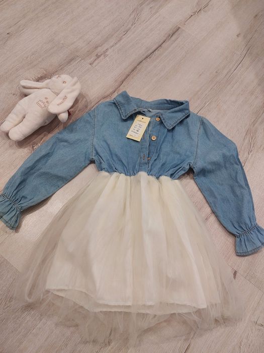 Нарядне плаття для дівчинки-принцесси