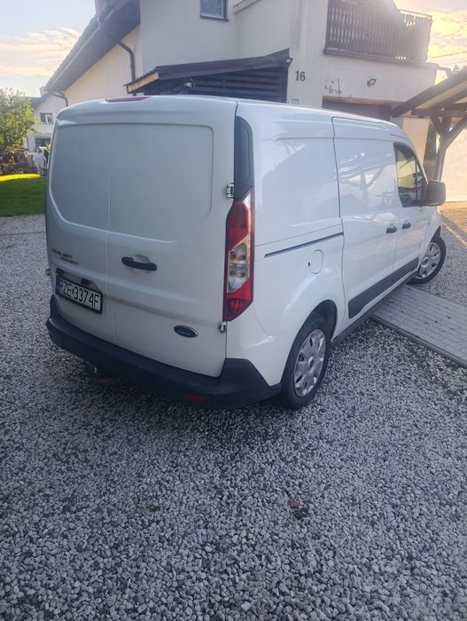 Samochod Ford Transit connect wersja long