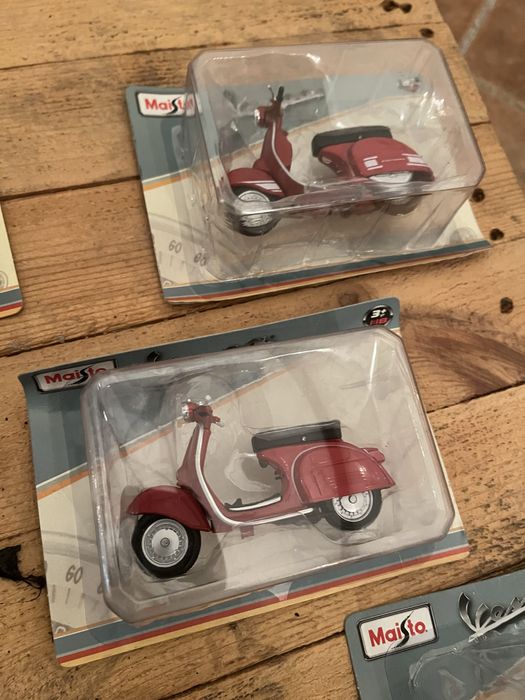 Coleção de miniaturas de vespaa