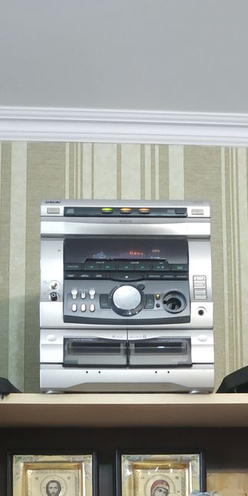 Продам музичний центр