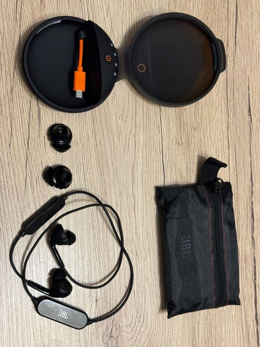 Słuchawki bezprzewodowe JBL Inspire 500 Czarne