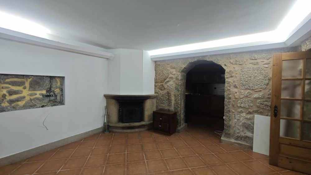 Moradia em Portela de Susã