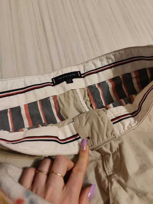 męskie spodenki szorty rozm. M firmy Tommy Hilfiger