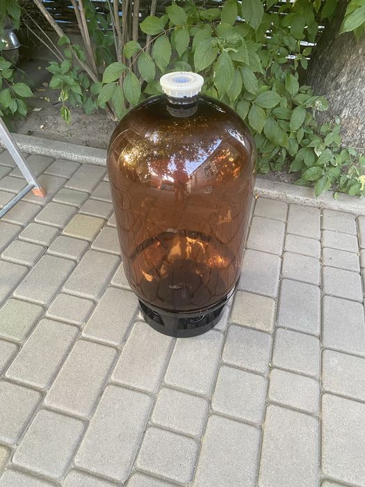 Емкости для воды,керамический  бочонок на 9 литров и др.