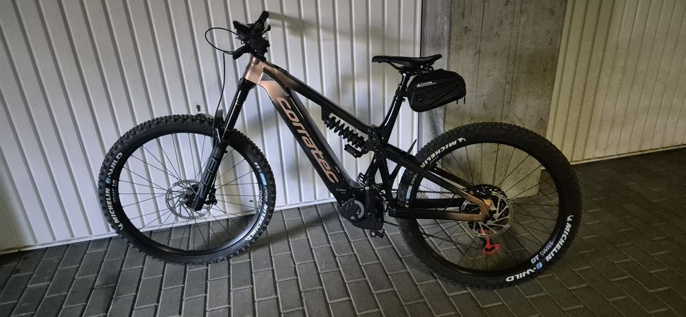 Rower elektryczny Corratec ilink 180, full carbon, Bosch CX Race Smart