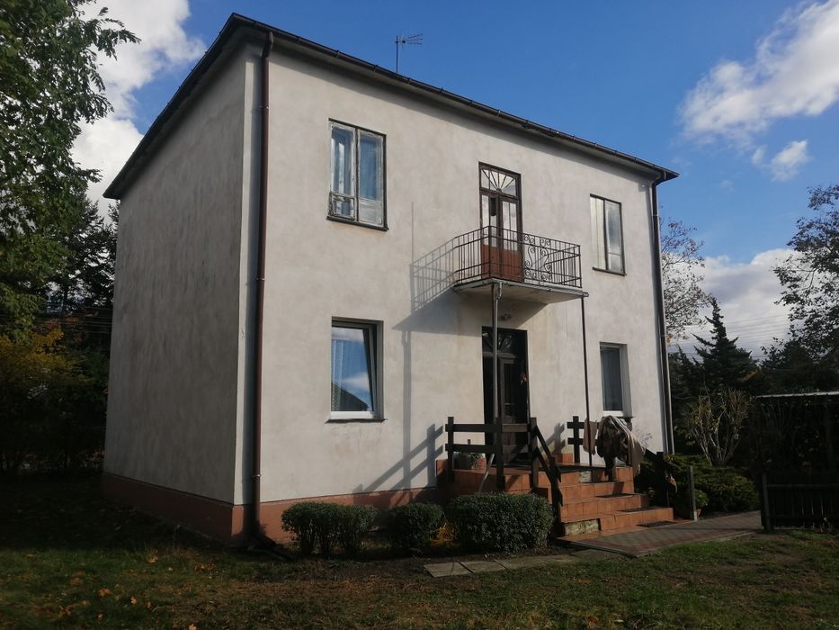 Działka   z domem  819m2 Legionowo