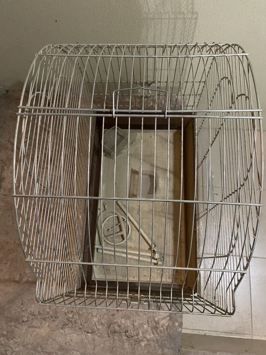 Клетка для вашего питомца.