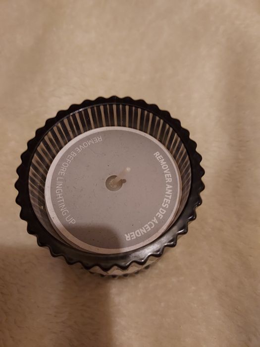 Copo com vela aromática