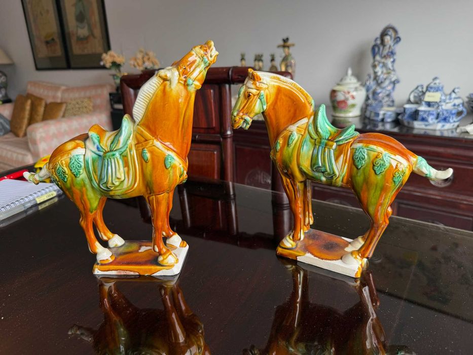 Par de Cavalos em Cerâmica Vidrada – Estilo Chinês Sancai / Tang