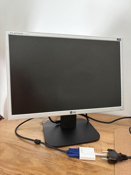 Monitor LG - modelo L192WS