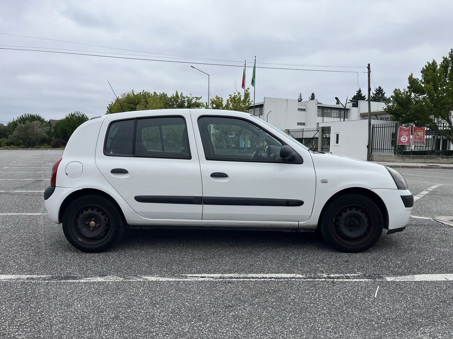 Renault Clio — fotografia 2