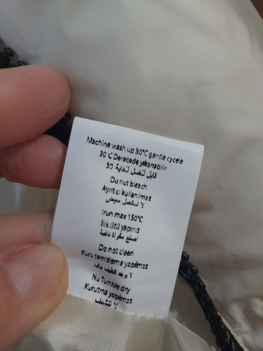 Новая жилетка женская кремовогр цвета S размер.