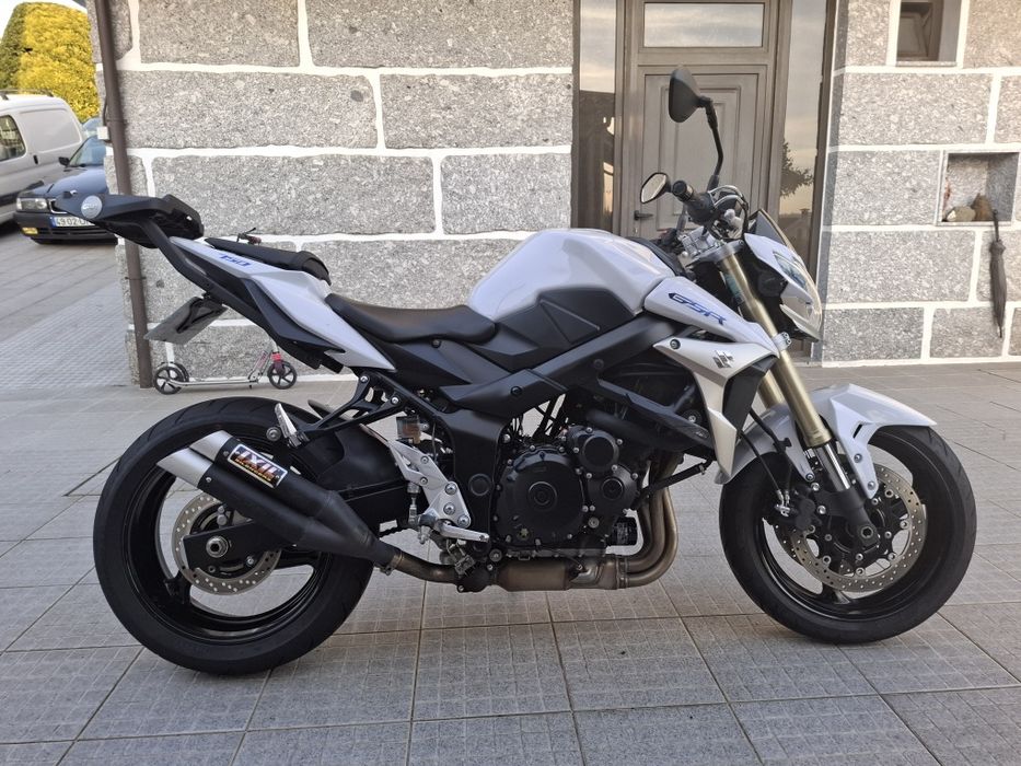 Suzuki GSR 750 de 2012