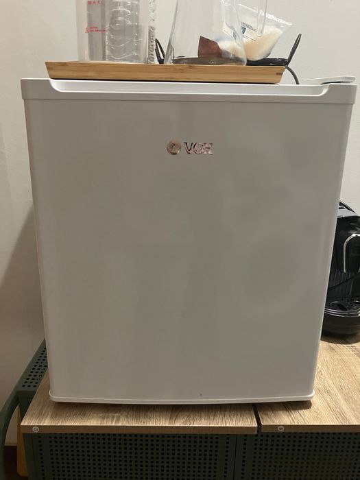 Máquina lavar roupa, secar roupa, frigorífico e microondas