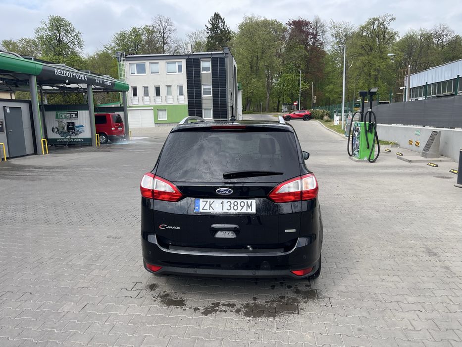 Ford Grand C-Max . Stan idealny. 122000 przebiegu.